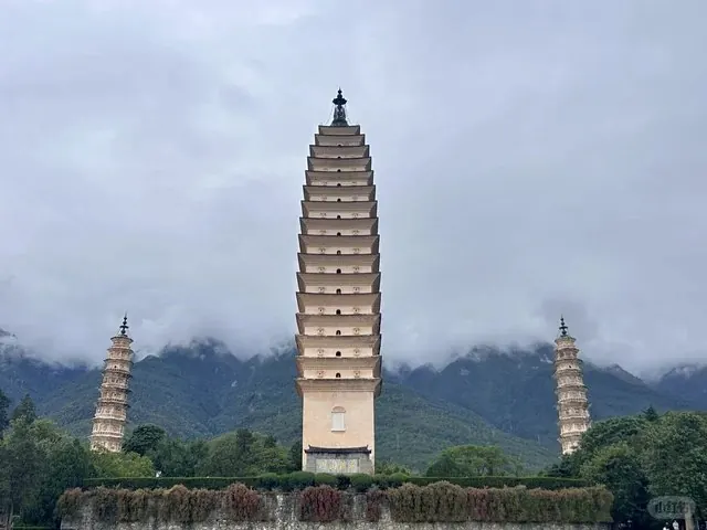 The Three Pagodas of Chongsheng Temple in Dali before the Cangshan mountains