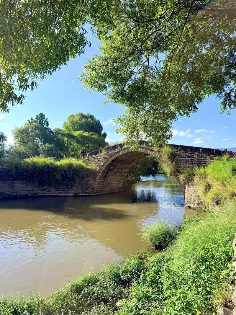 Yujin Bridge, an old stone arch over the Heihui River